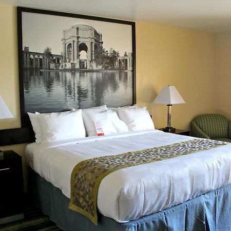 Super 8 By Wyndham Vallejo/Napa Valley Номер фото