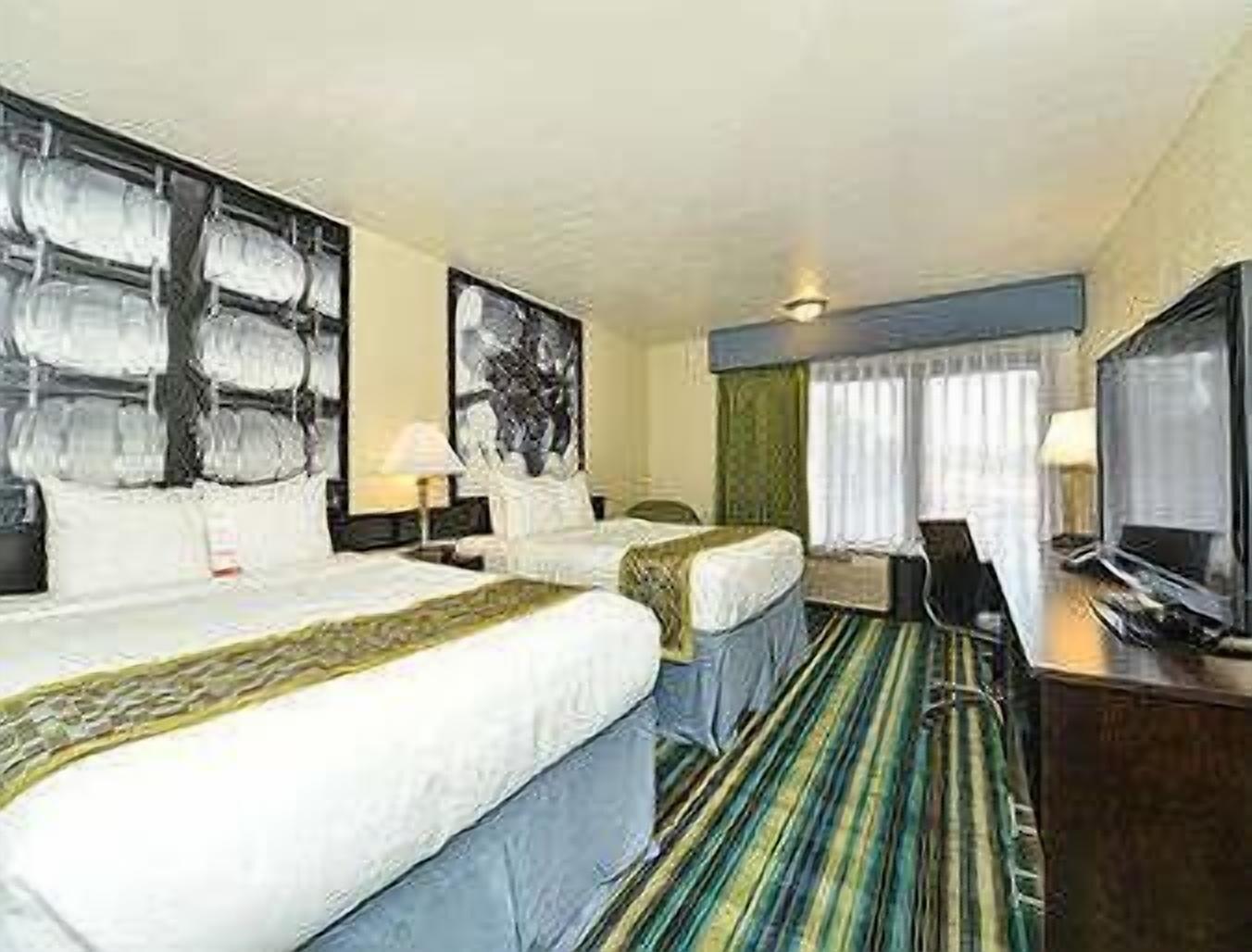 Super 8 By Wyndham Vallejo/Napa Valley Экстерьер фото